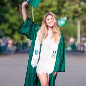 Meet your Posher, Arianna